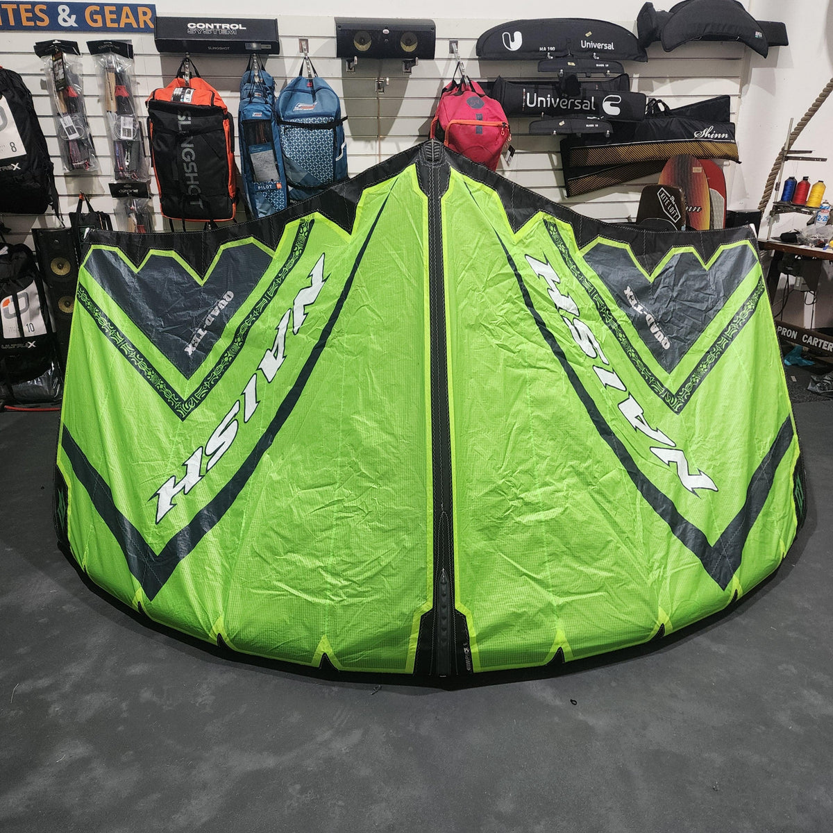 Naish Pivot 6m as new The Kite Loft